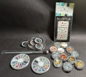 Nail Art Decorazioni Maniologia Decalcomanie Nastro Fogli Metallizzati Strass - Foto 1 di 8