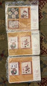 Creative Circle Embroidery Kit Yarn Christmas Mama Papa & Baby Santa Sacks Lot - Picture 1 of 13