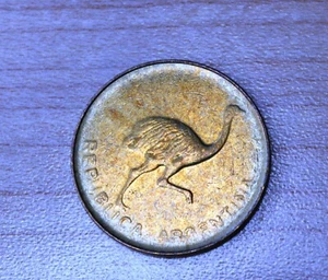 1987 Argentina 1 Centavo Common Rhea - Picture 1 of 2
