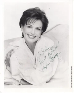 PHYLLIS GEORGE Autographed Signed 8x10 Press Photograph - To John - Picture 1 of 1
