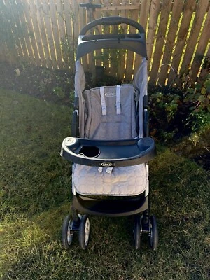 graco pushchair - Image 1 of 4