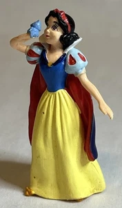 Disney Schneewittchen mit blauem Vogel 3-1/8" PVC Figur - Bild 1 von 3