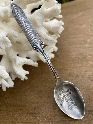 Cuchara de recuerdo P&B Paye Baker 3,5" esterlina 3,8 g Skyline NY Estatua de la Libertad Foto 1 de 4