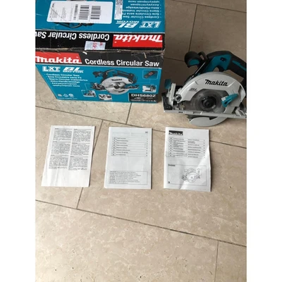 Factory Seconds Makita DHS680Z Cordless Hand Circular Saw 57 mm 18 V Without Battery, No Charger - Image 1 of 3