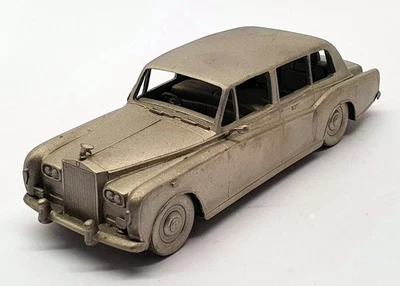 Danbury Mint 12cm Long Pewter DA107 - 1968 Rolls Royce Phantom VI - Image 1 of 4