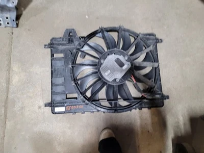 Radiator Fan Motor Standard Duty Cooling Fits 18-19 E-PACE 2048390 Foto 1 de 3
