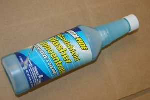 Concentrado para lavadora de parabrisas Unifide Mercedes BMW 16 oz - Imagen 1 de 2