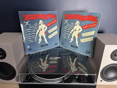 Gilbert & Sullivan The Pirates Of Penzance 1950s Decca 2 x LP Record Set Ex/VG - Image 1 of 4