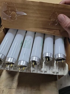 New! SYLVANIA 22136-1 F017/835/ECO 17W Light Bulb (30 Bulbs) - Image 1 of 3