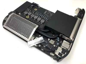 A1993 Mac mini Logic Board 3.0 GHz Core I5 Late 2018 Ram 8GB SSD 256GB MRTT2LL A - Picture 1 of 8