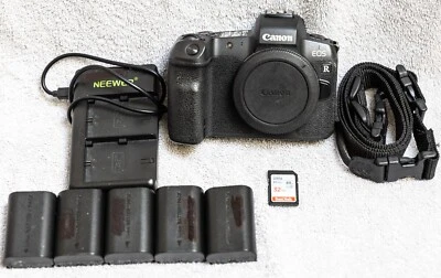 Canon EOS R 30.3MP Digital Camera - Black (Body Only) - Image 1 of 4