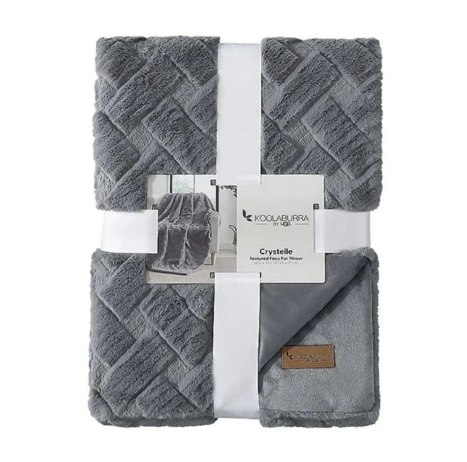 Kookaburra By UUG Crystelle Navy Throw- In Package