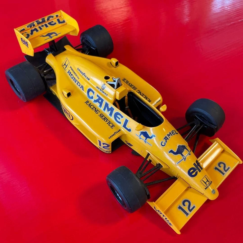 Camel Lotus HONDA 99T 1/20 plastica el - Immagine 1 di 4