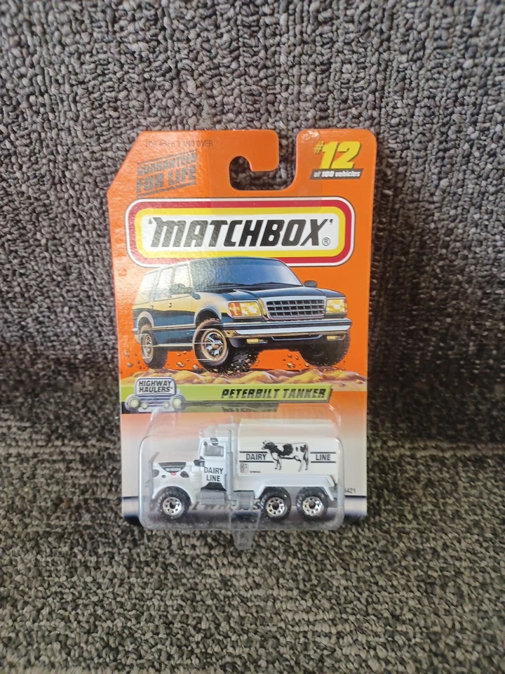 1998 Matchbox Peterbuilt Tanker #12 Diecast Car - Image 1 of 1