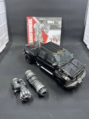 Takara Tomy Ss-14 Ironhide Transform Voyager Class Action Figure C - Image 1 of 4