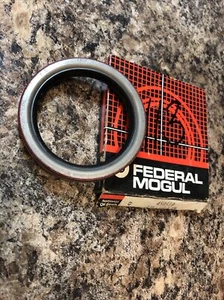 National 450519 Main /  Output Shaft Seal New In The Box ! Free Shipping ! - Picture 1 of 3