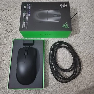 New Razer Viper V3 Pro WIreless Mouse RZ01-0512 - Afbeelding 1 van 9