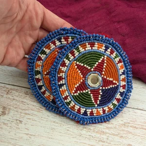 Parches de flores tribales Kuchi vintage con cuentas 3,25" a juego (19444) - Imagen 1 de 5