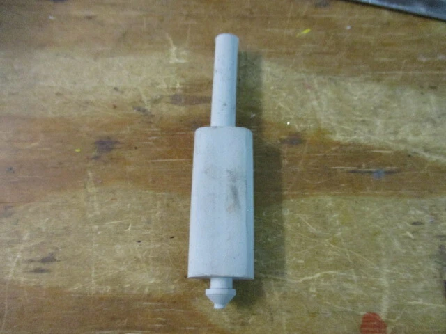 1/12  tractor part ERTL rubber muffler smoke stack FORD 4600 - Image 1 of 1