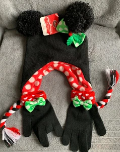 Girls MINNIE MOUSE Red Holiday Knit Laplander Beanie Winter Hat & Gloves NWT 6+ - Picture 1 of 4