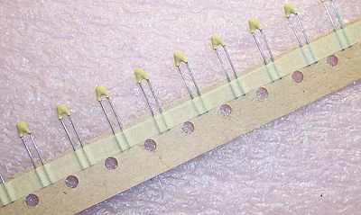 CANTIDAD (100) 15pf 100V 2% NPO MINIATURA PLACA CERÁMICA CONDENSADORES 2222-688-10159 Foto 1 de 4