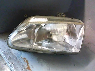 Links Gebraucht Scheinwerfer RENAULT MEGANE SCENIC I Phase 1 - 1.6 - - Bild 1 von 2