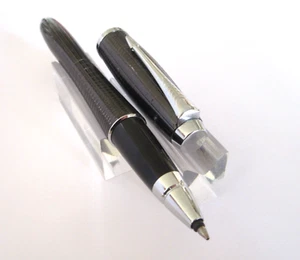 MAGNIFIQUE STYLO ROLLER BILLE DE PRESTIGE PARKER MODELE URBAN PREMIUM NEUF A256 - Imagen 1 de 11