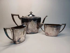 Art Deco (1923) Silver Plated Tea Set of 3 : Teapot, Creamer and Sugar Bowl - Picture 1 of 8