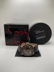 Citizen Eco-Drive Herren schwarzes Zifferblatt Goldgehäuse Mickey Mouse & Friends Armbanduhr - Bild 1 von 12