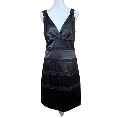 Sexy Vestido de Cóctel Bisou Negro Satinado Encaje Negro Michele Bohbot Talla 10 NUEVO Foto 1 de 4