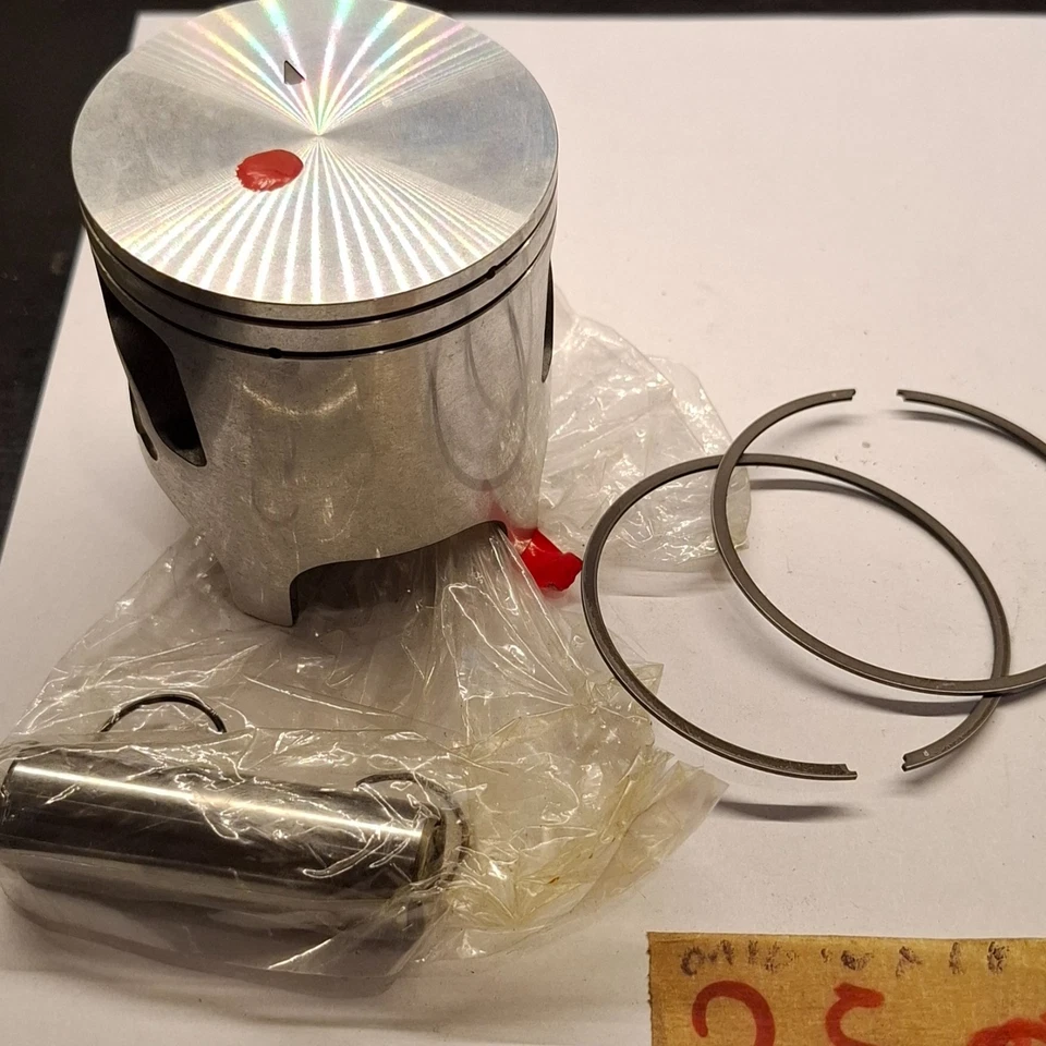 Pistone Suzuki per Rm 250 1998 originale nuovo - Immagine 1 di 1