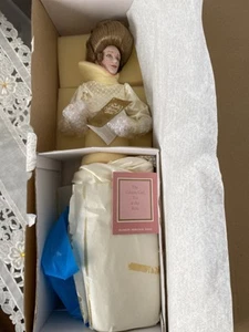 Franklin Mint Heirloom The Gibson Girl, Tea at the Ritz Porcelain Doll 22" w/COA - Picture 1 of 5