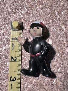 Vintage Passe-Partout pvc figurine (2-3'' ) 1980's (éducation jeunesse) Ti-Brin - Imagen 1 de 8