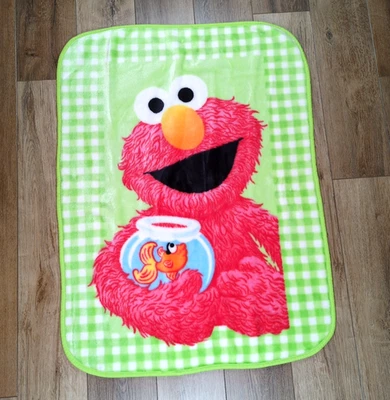 Cobertor Elmo Dorothy Goldfish Fishbowl bebê verde pelúcia Gingham 30"x40" RARO - Imagem 1 de 4