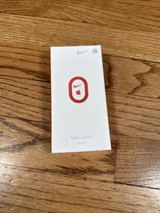 NEW Apple Nike Plus + iPod Running Shoe Sensor MA368LL/E SEALED - Picture 1 of 3
