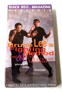 Black Belt Magazine Presents Bruce Lees' Fighting Method VHS - Foto 1 di 3