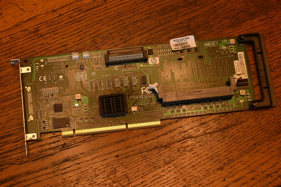 HP 305414-001 Smart Array 641 Ultra320 SCSI PCI-X 64-bit Controller - Image 1 of 1