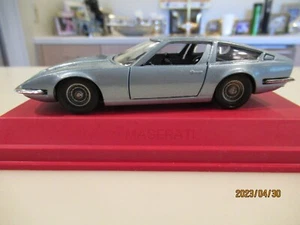 1/43 Sólido Verem Maserati Indy azul metálico - Imagen 1 de 6