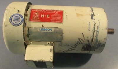 Leeson 121035.00 Electric Motor C145T17FC35C 1740RPM 3PH 7/8" Shaft Dia - Image 1 of 4