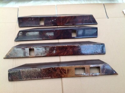 Juego de tapas de puertas de madera Rover SD1 Foto 1 de 2