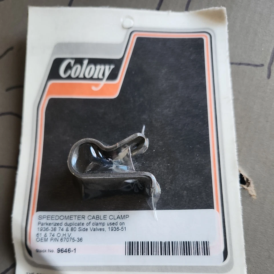 Colony 9646-1, Speedo Cable Clamp, 1936-1951 Models, P/N 67075-36, Parkerized Foto 1 de 1