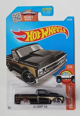 Camión Chevy C10 2016 Hot Wheels Hot Trucks 67 error falta parte inferior/base y ruedas Foto 1 de 4