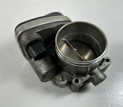 CUERPO ACELERADOR MOTOR BMW E39 530i E46 330 M54 3.0L 7502445 Foto 1 de 3