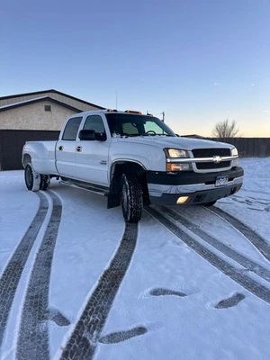2004 Chevrolet Silverado 3500 LT - Image 1 of 4