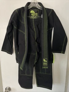 Hawk Jiu Jitsu Kids Lightweight Brazilian Jiu Jitsu Gi K1 - Black- Green Stitch - Picture 1 of 14
