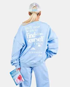 Colleen Hoover November 9th Graphic Print Crewneck Sweatshirt XXL - NEW! - Picture 1 of 5
