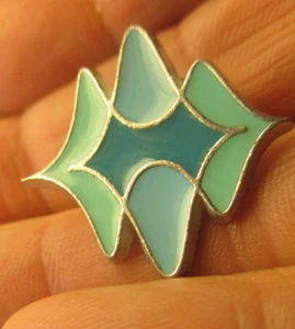 Wonderful Geometric Shaped Enamel Pin - Lapel, Hat - Cool Design - Picture 1 of 3