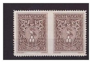 VATICANO 1945 - MEDAGLIONCINI c. 30 COPPIA NON DENTELLATA IN MEZZO **MNH - Picture 1 of 1