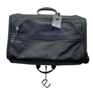 Tumi Black Nylon Garment Bag With Hanging Hook & Multiple Compartments - Picture 1 of 12