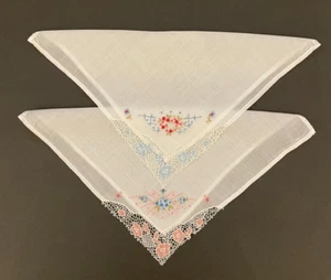Vintage Women's Handkerchief White Embroidered Tiny Floral Spray Lace Edge Set - Picture 1 of 9
